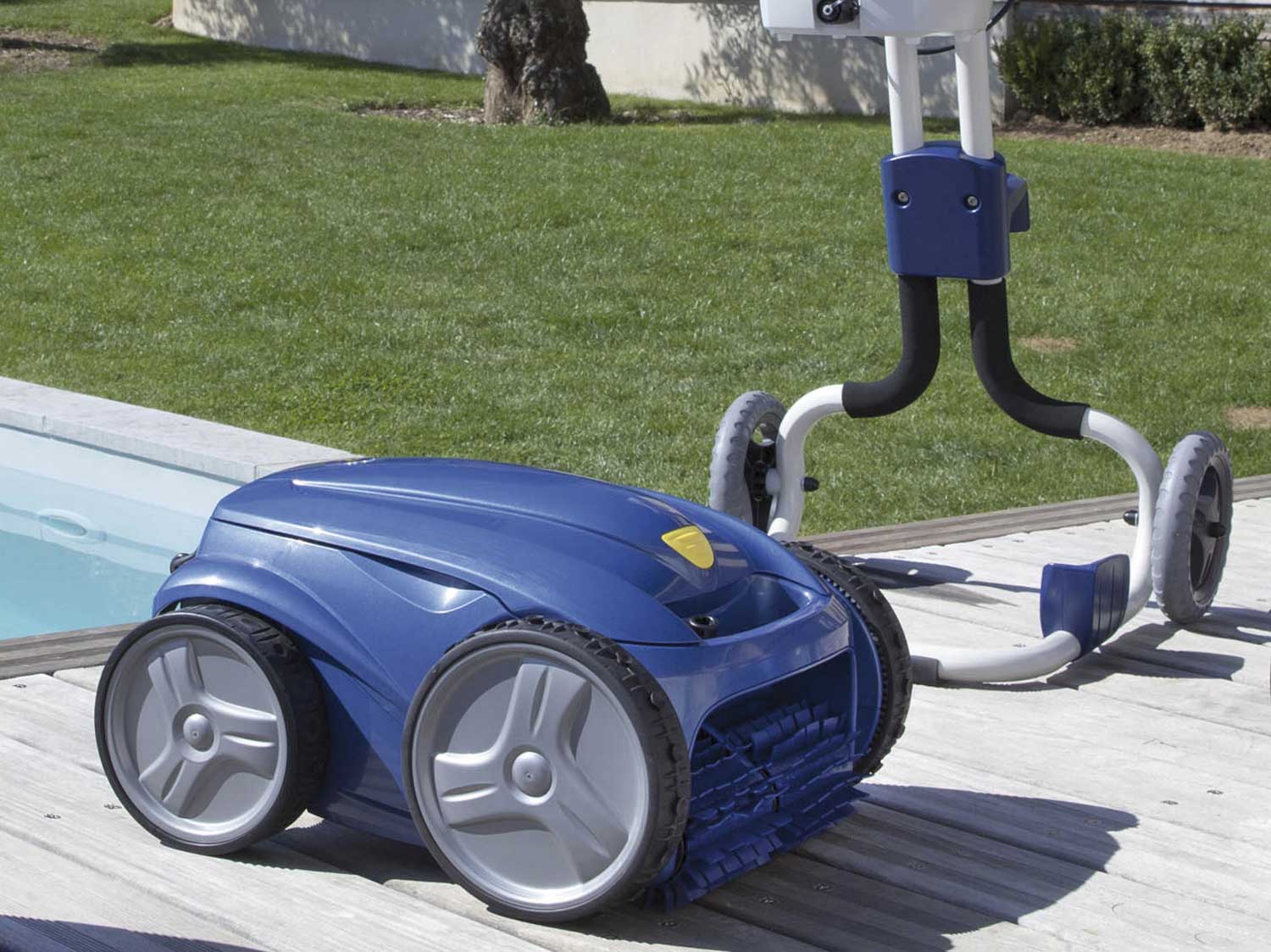 robot aspirateur piscine